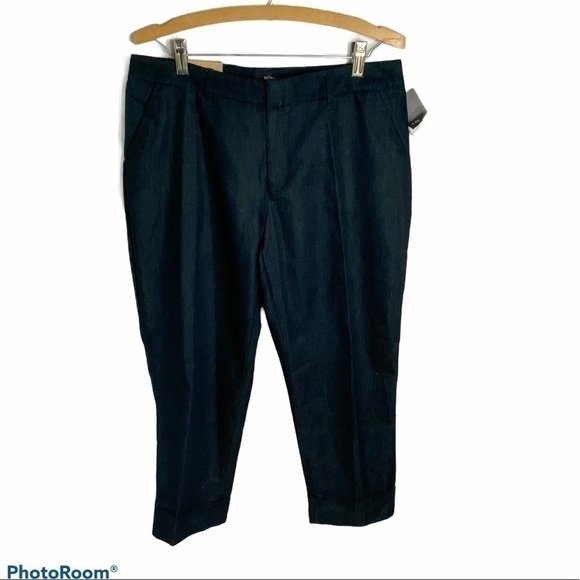 Mossimo Mid Waist Curvy Hip Capri Pants NWT Sz 10 - Picture 2 of 9